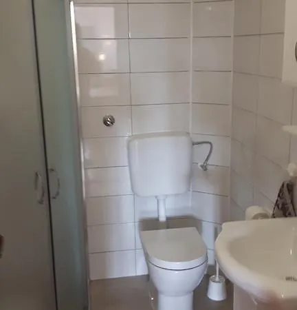 Apartman *